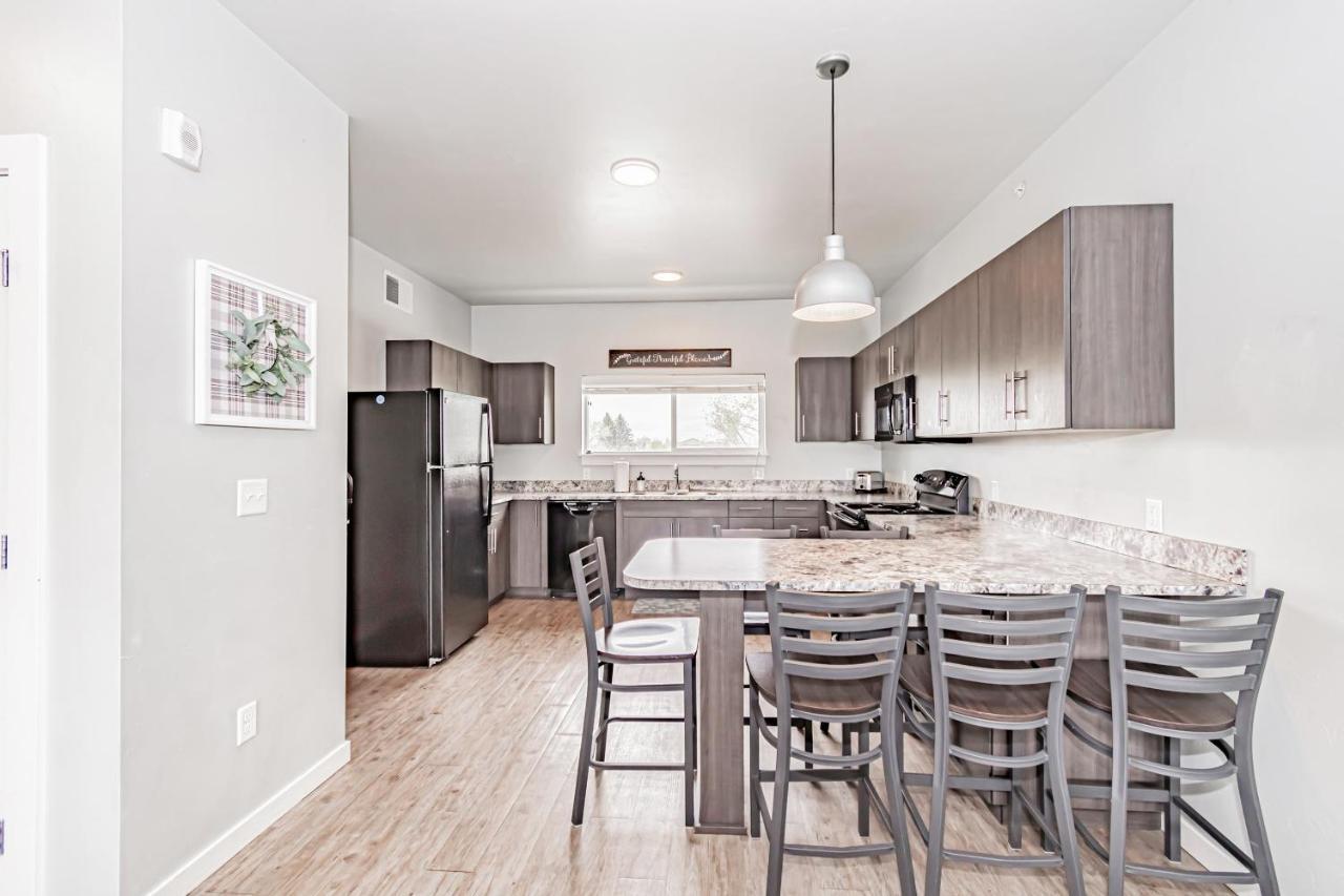 Bringham'S Mill Apartments Perfect For Groups Full Kitchen Gym And Free Parking Rexburg Kültér fotó